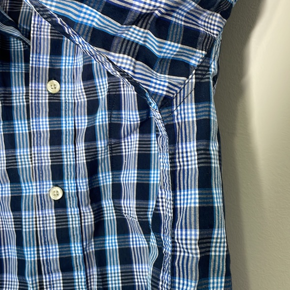 Haggar Button Up Long Sleeved Dress Shirt - Picture 7 of 8